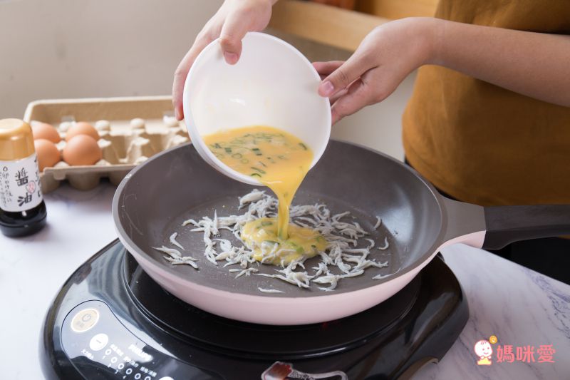 全團免運！【有機鮮有蛋】Q彈咬勁、濃郁的蛋黃香【滴雞精】零膽固醇，滴滴純粹