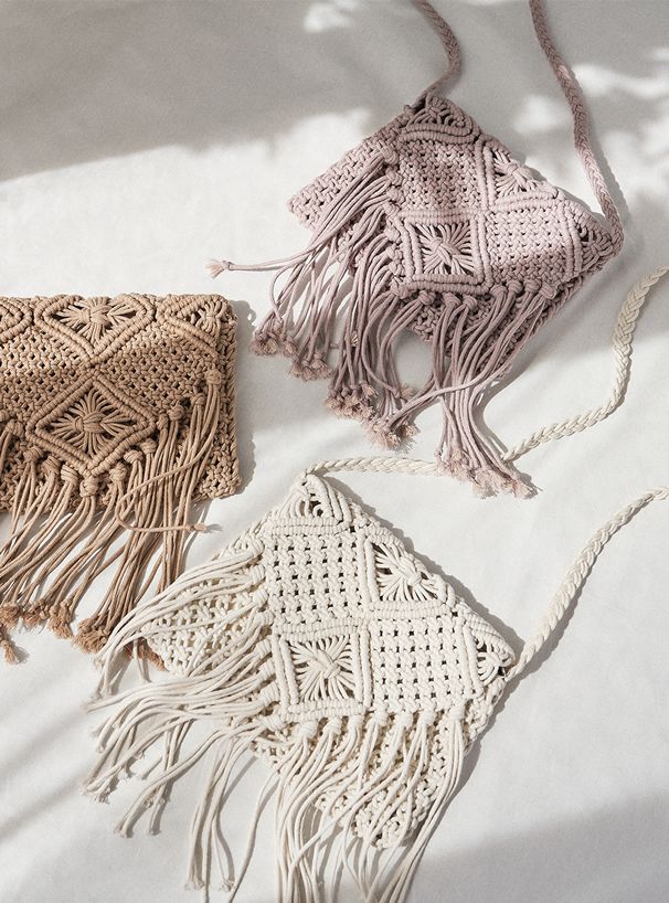 日本 GRL - 波希米雅度假風編織流蘇側背包-淺灰杏