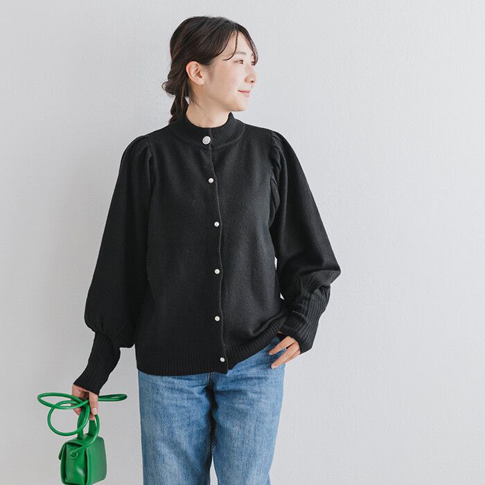 日本 ihuu - 優雅珍珠釦薄針織外套-深灰