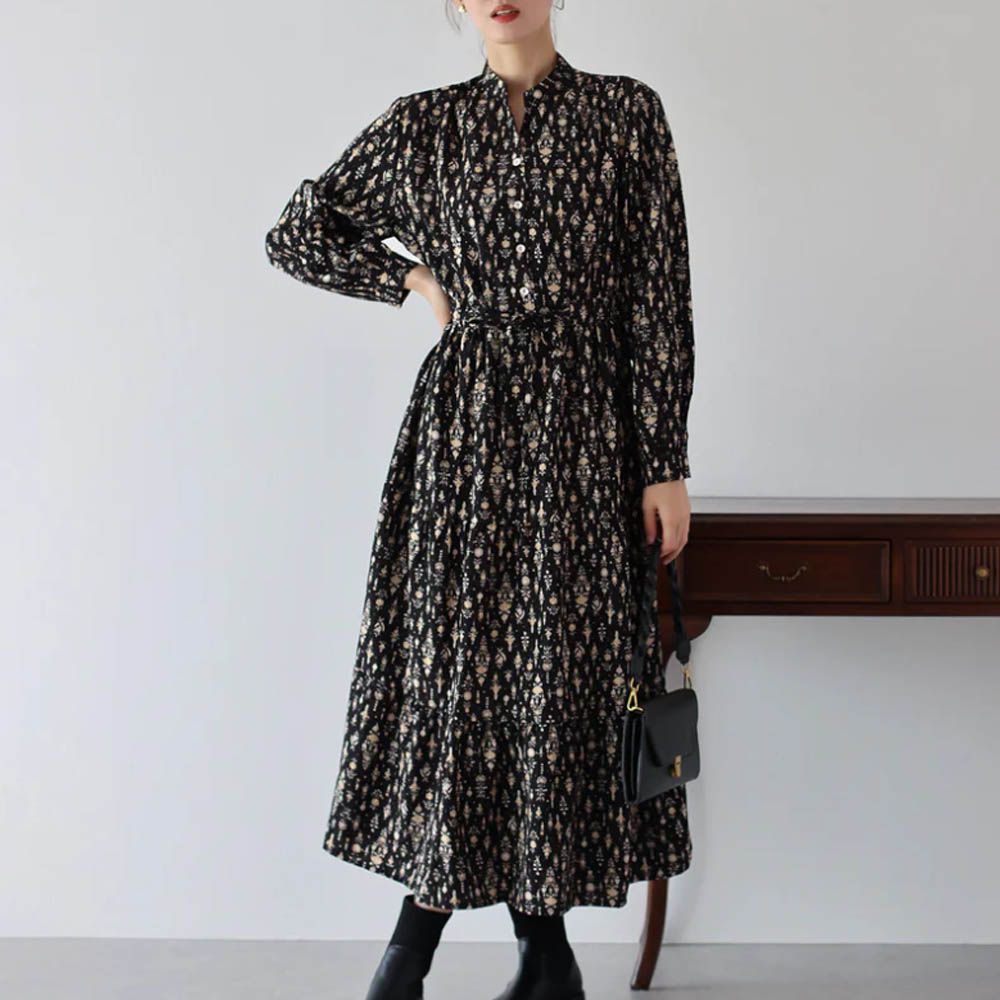 [人氣款]簡約抽繩收腰長袖洋裝-古典花-黑