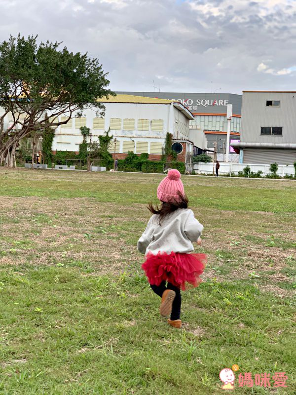 女寶最愛穿著第一名！Little moni 甜美紗裙、內搭褲