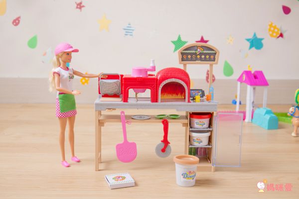 幫芭比製作獨一無二的裙子 ❤ 可重複製作～超好玩！