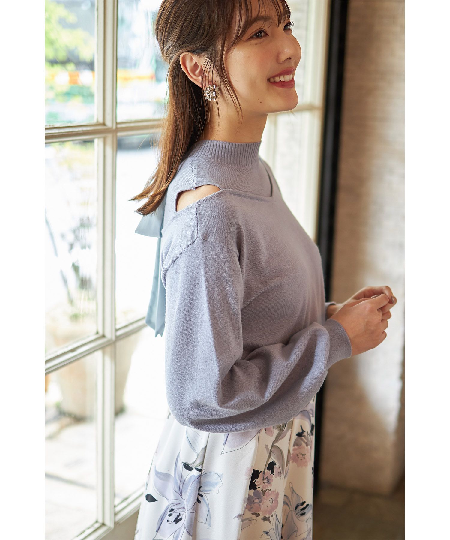 日本 tocco-closet - 美麗蝴蝶扭結針織上衣-淺杏粉