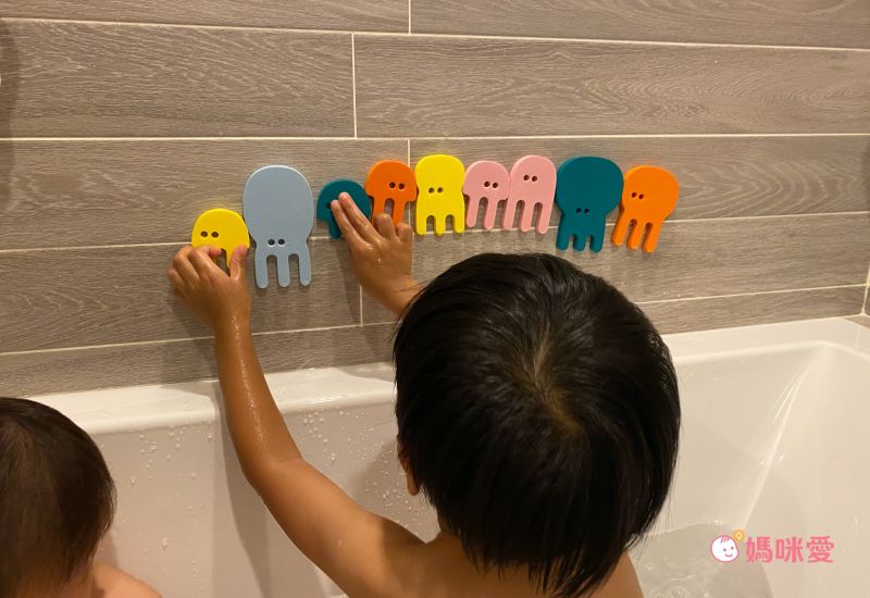 比利時 QUUT - 鯊魚拼貼