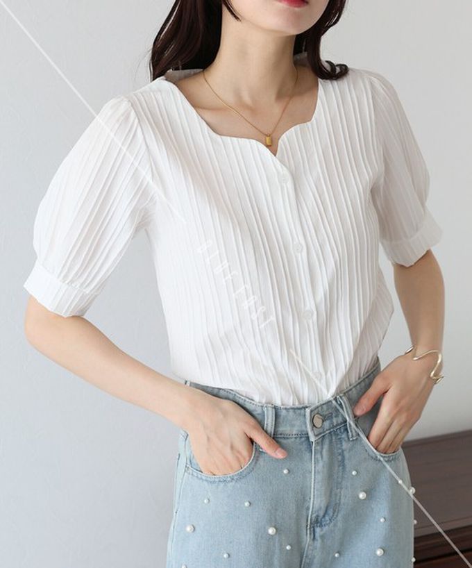 日本 BLUE EAST - 韓國製 心型領細緻泡泡短袖襯衫-煙燻藍