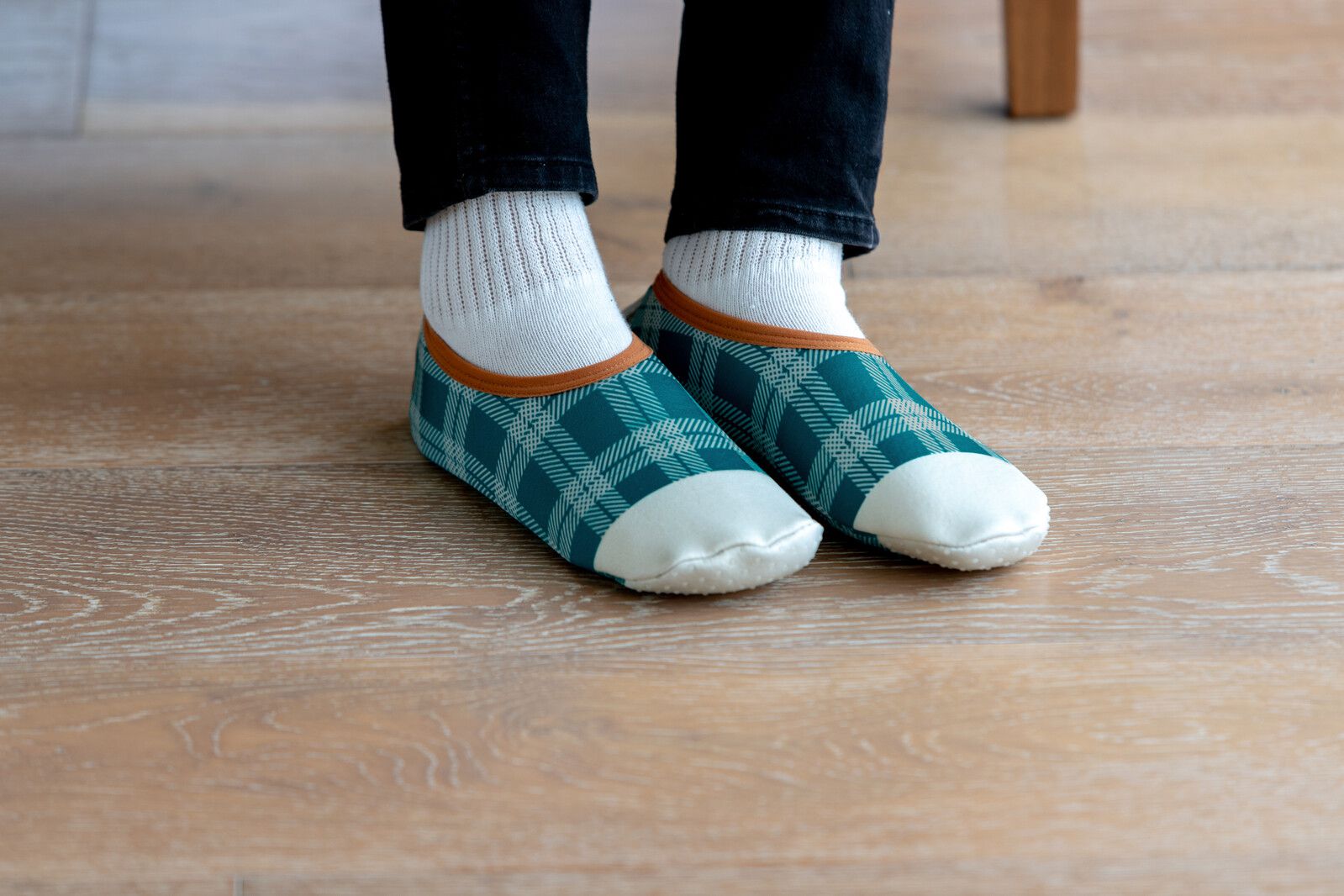 日本 BISQUE - 室內止滑保暖襪-貓咪-薄荷 (M(23-24.5cm))