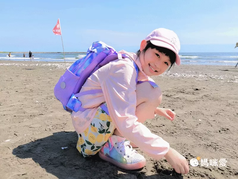 市上唯一99%抗菌材質【GMTkids】專利護脊書包