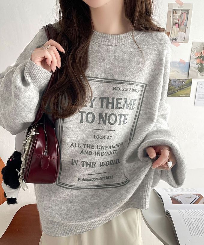 日本 Classical Elf - 前後2way 搶眼標誌印花針織上衣-淺卡其