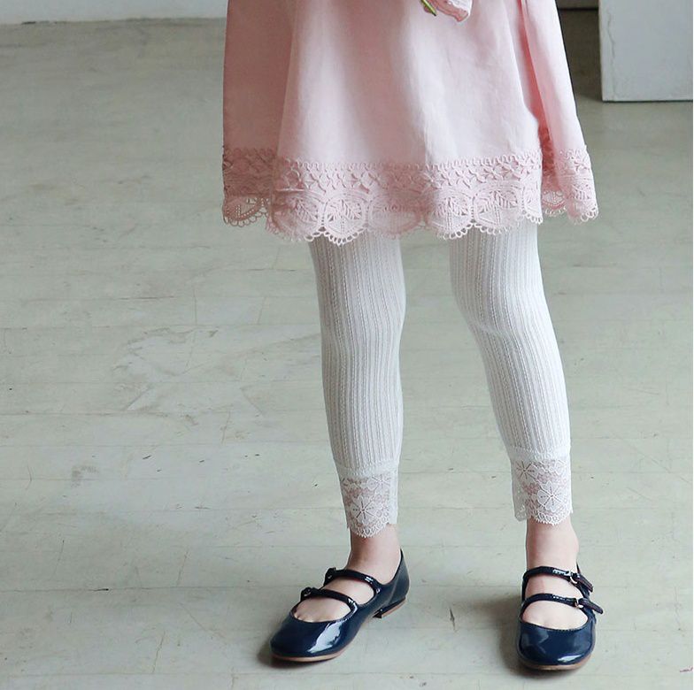 韓國 PuellaFLO - 蕾絲花瓣針織薄內搭褲-紫