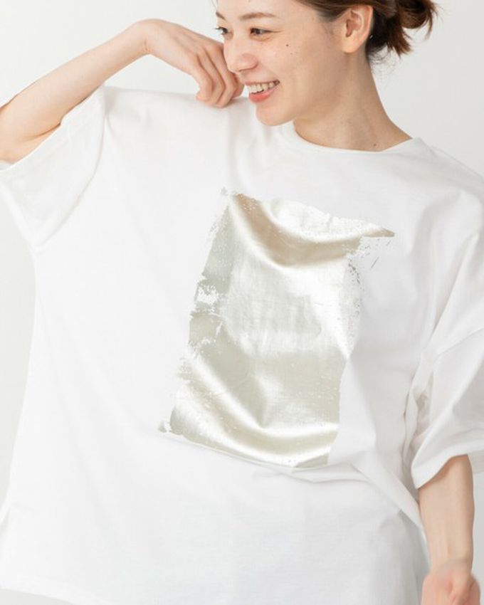 日本 gleam - 燙金光澤廓形寬版天竺棉短袖T恤-金x奶油杏