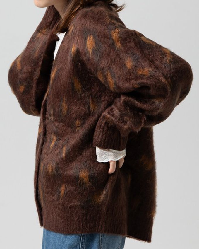 日本 gleam - 馬海毛觸感成熟豹紋V領針織開襟衫-咖啡