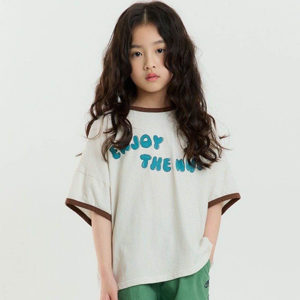 韓製100%純棉 ENJOY細條紋落肩短袖上衣-米X咖啡