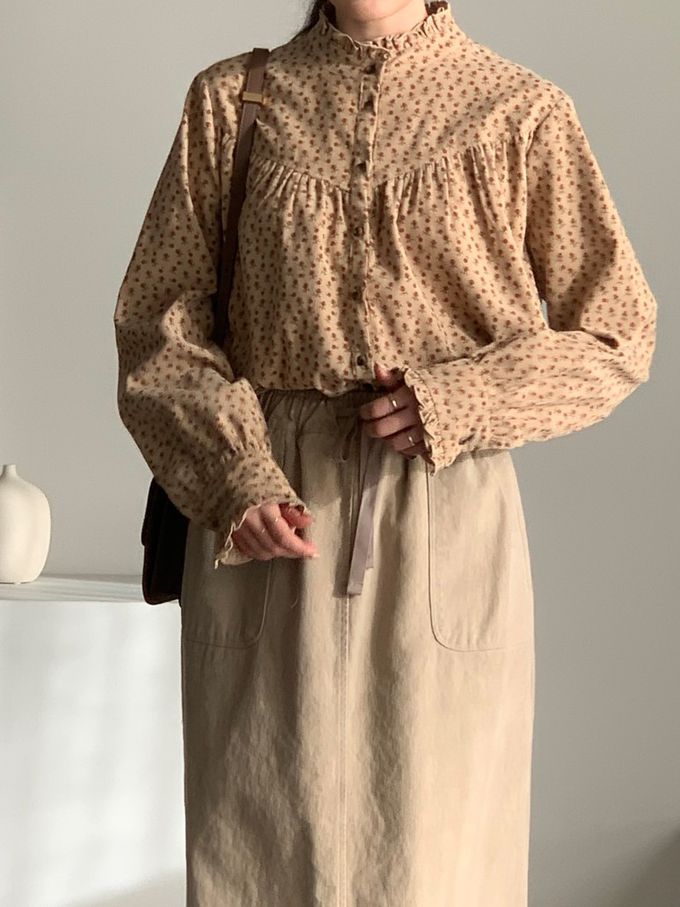 韓國女裝連線 - 滿版小花朵燈芯絨長袖襯衫-卡其 (FREE)