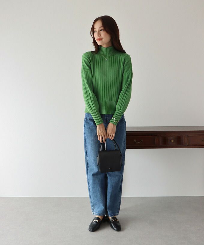 日本 BLUE EAST - 百搭坑條立領針織毛衣-水藍