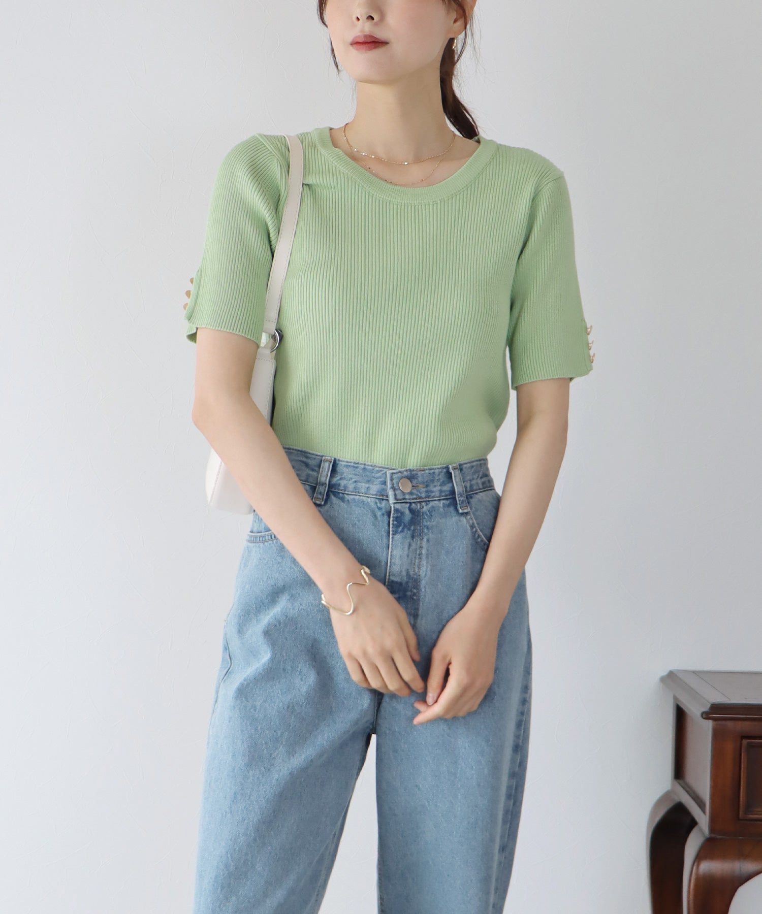 日本 BLUE EAST - 圓領金釦羅紋短袖上衣-白