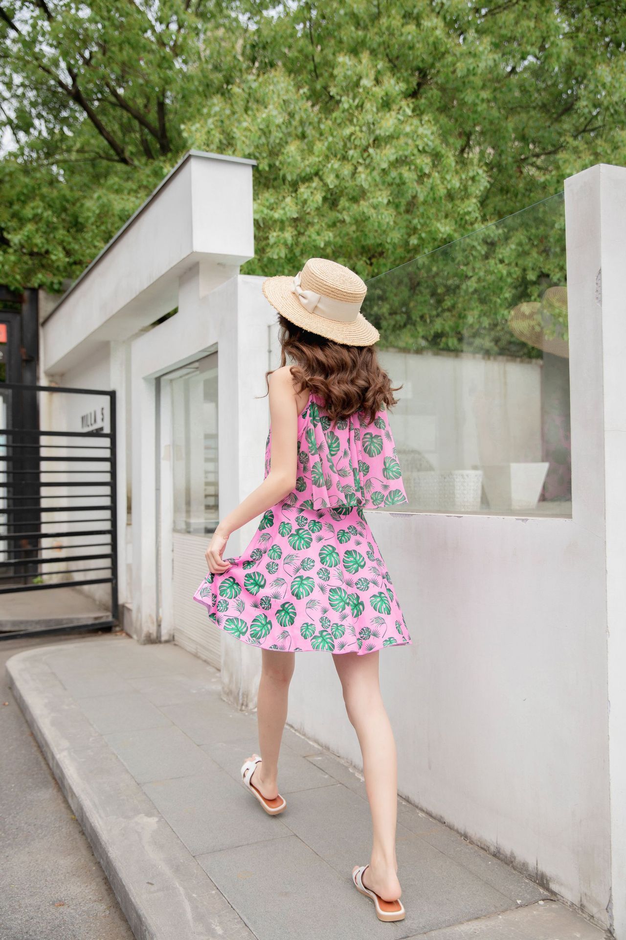 清新印花修身顯瘦遮肉連身裙泳裝-滿滿小葉子-綠+白