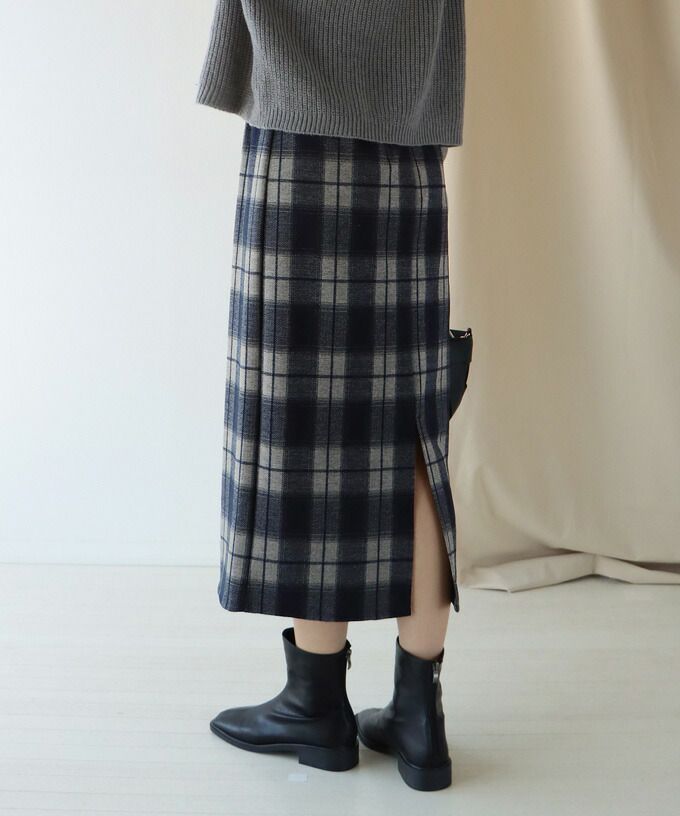 日本 BLUE EAST - 氣質修身學院風長裙-格紋-黑