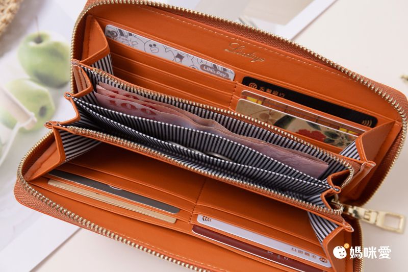 日本 LIZDAYS - [樂天No.1] 超強收納防盜信用卡設計長夾/錢包-帥氣黑 (20x10.5x3cm)