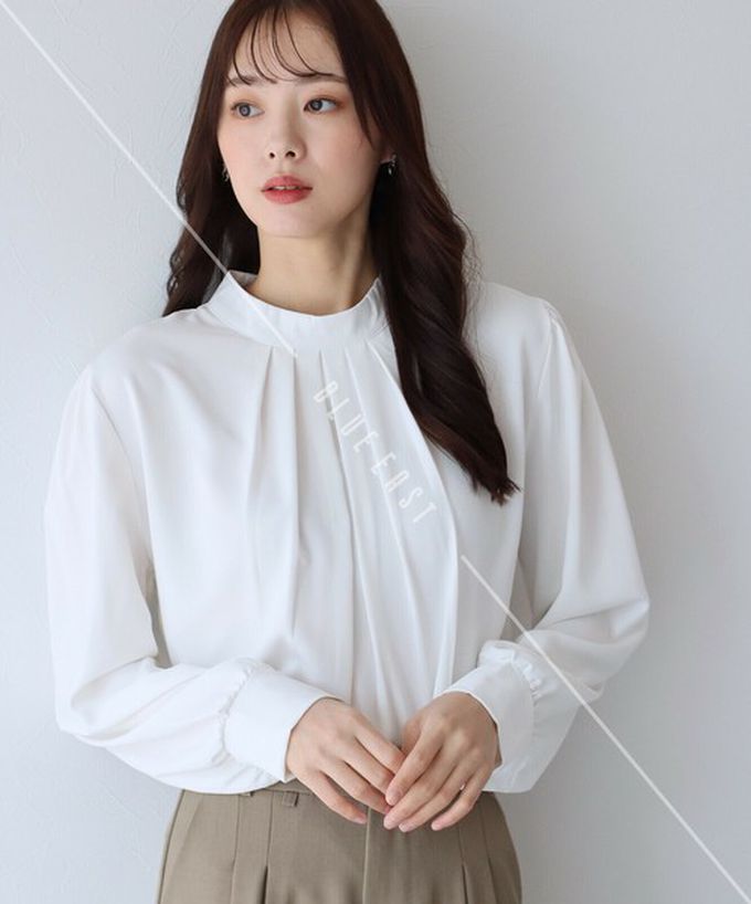 日本 BLUE EAST - 優雅摺線都會感小立領長袖上衣-水藍