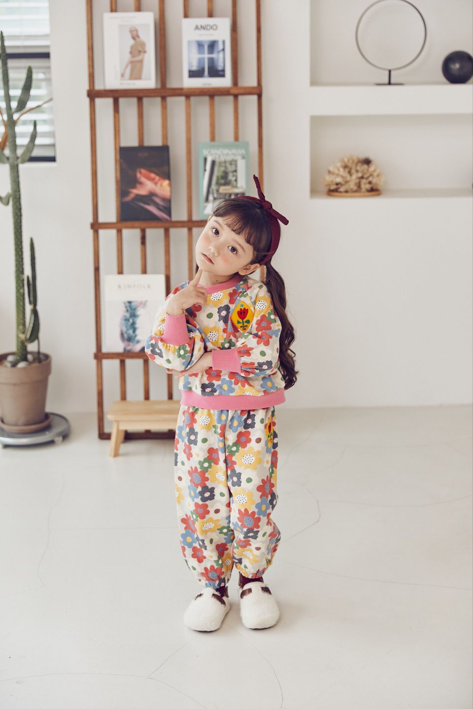 韓國 Mimico - 朵朵彩花印圓領長袖上衣