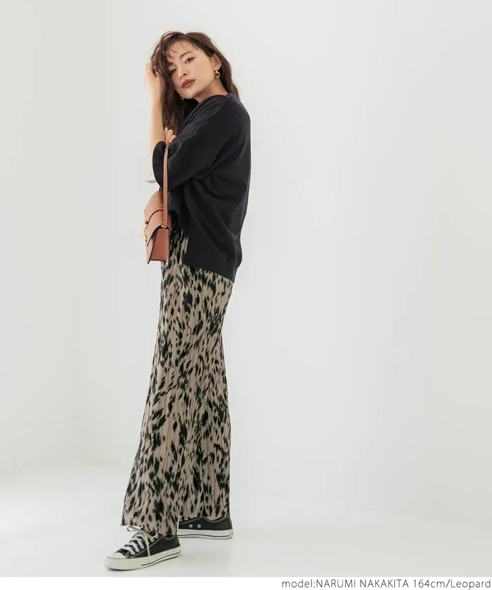 日本 COCA - [可剪裁] 百搭波浪紋垂墜寬褲-深灰