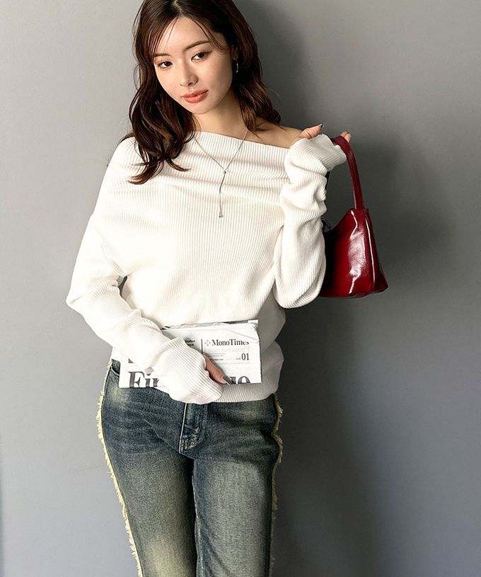 日本 Classical Elf - 華麗一字領羅紋長袖上衣(指孔設計)-黑