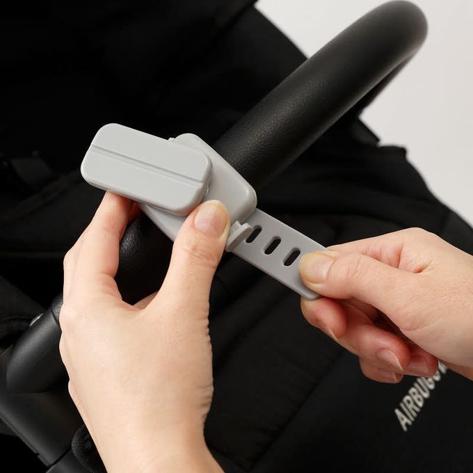 akachan honpo - 嬰兒推車&揹巾用攜帶式風扇-黑色