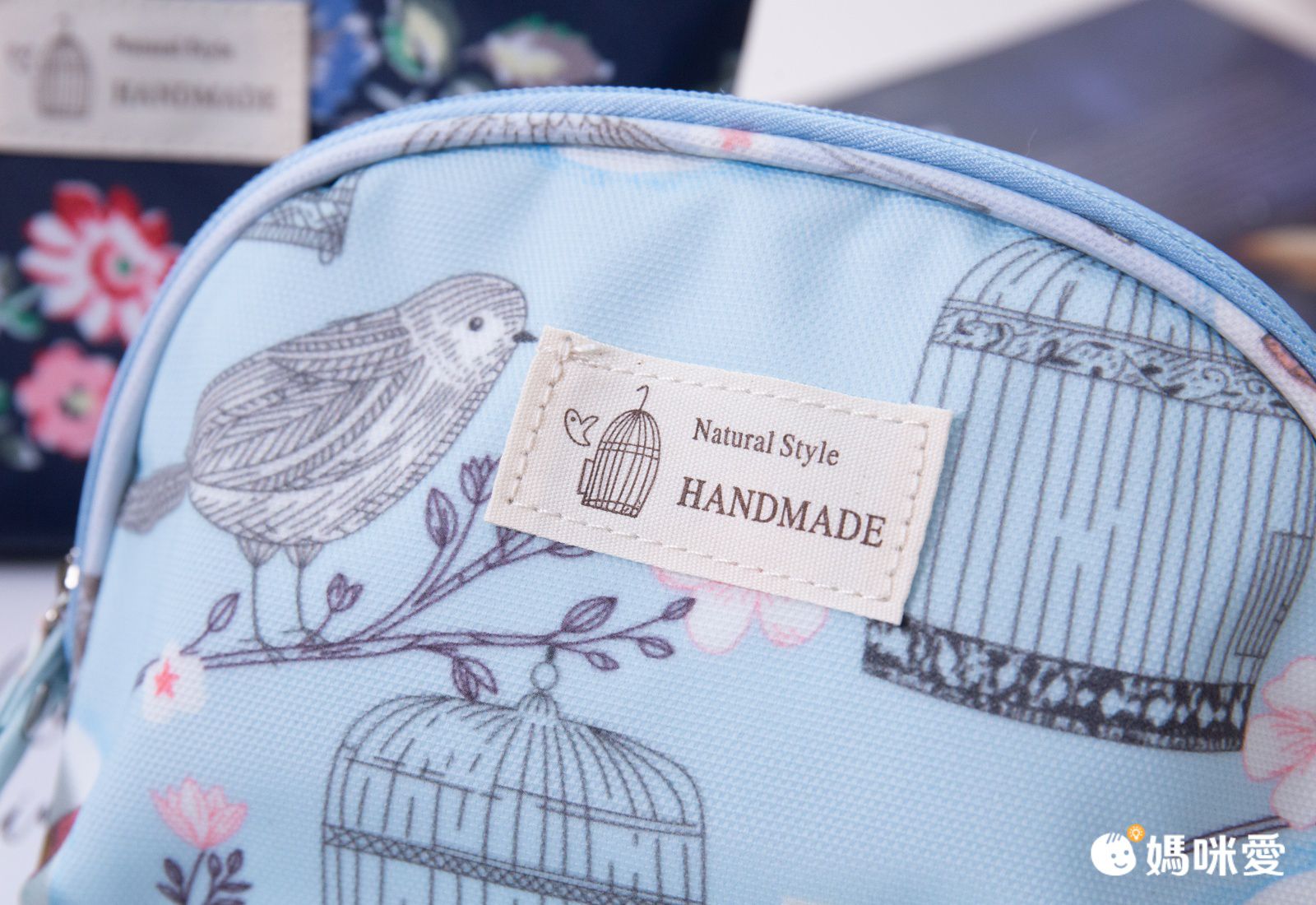 掛繩防水手拿化妝包-半圓-粉紅小鳥