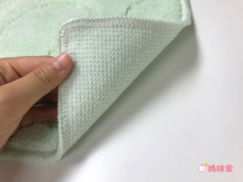 日本千趣會 - 日本製 迪士尼吸水速乾腳踏墊-米奇圈圈-粉