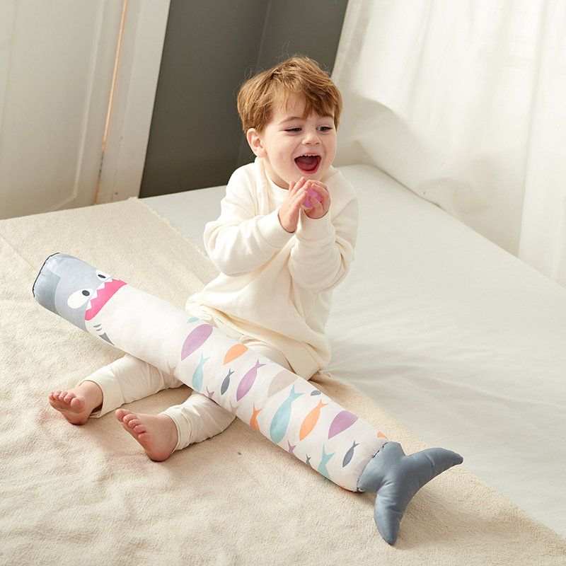 正韓Hello HiZoo - 純手工製多功能防蟎抗菌兒童長條抱枕/靠枕/睡眠輔助枕/側睡抱枕(小款)-天王鯊