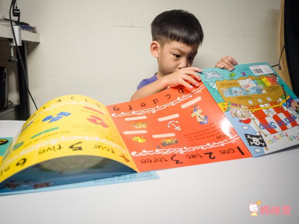超限量！外文童書降價了✈ 遊戲操作書 / 節慶翻翻書 / 有聲書 / 字母拼圖 / 觸摸書