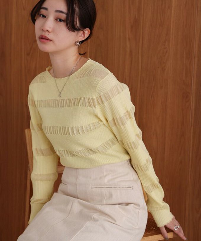 日本 Bab - 魅力條紋透膚針織長袖上衣-米白