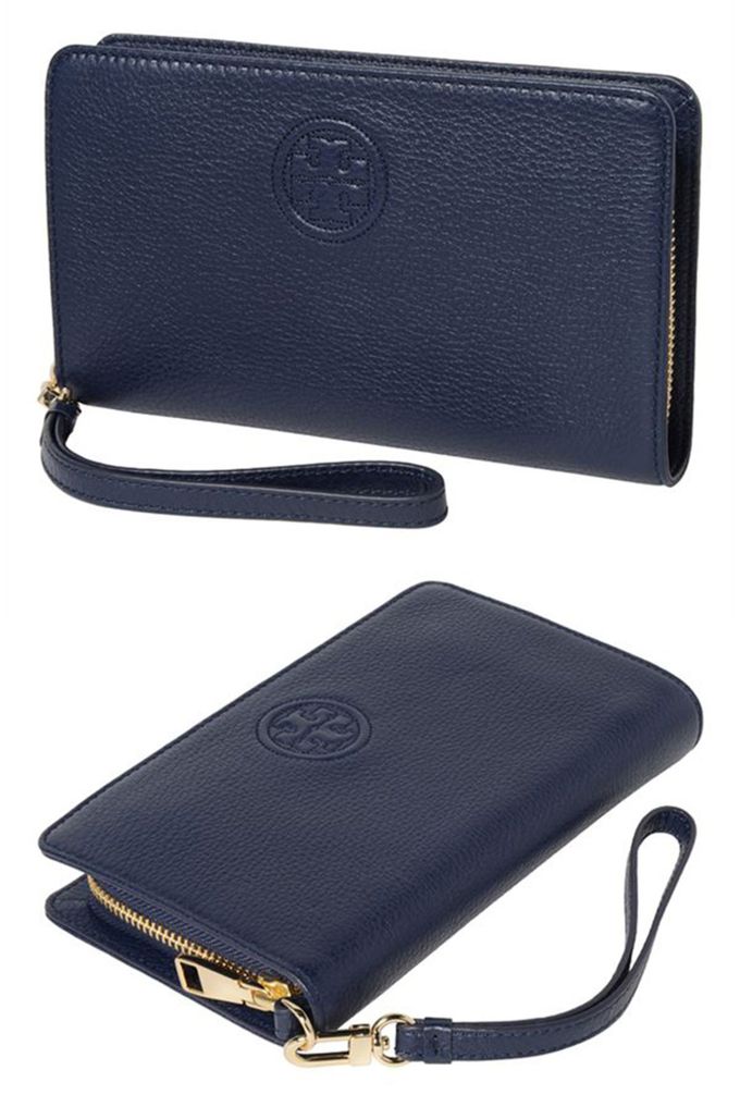 TORY BURCH - LOGO壓印素面拉鍊手掛長夾 (深藍)