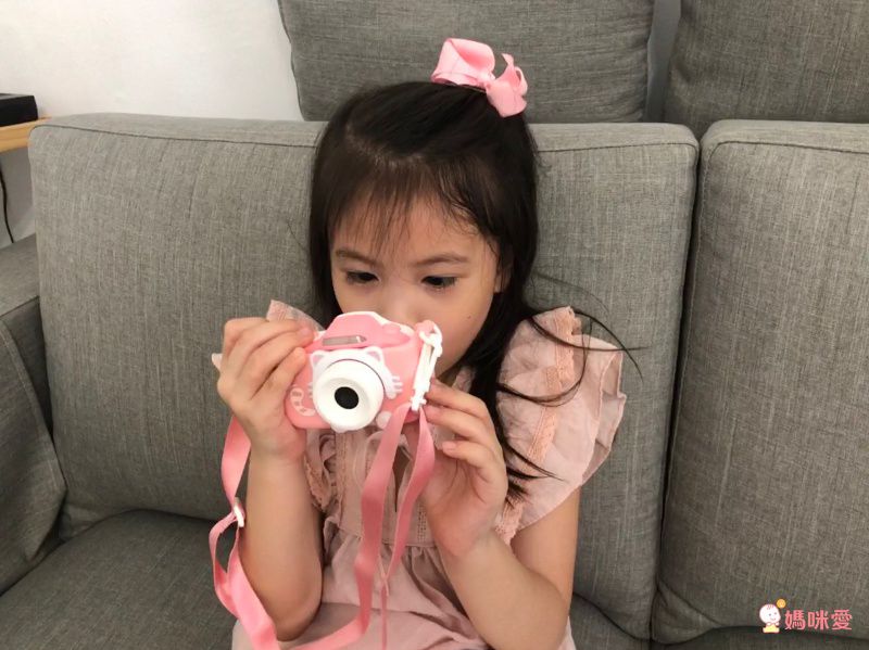 FUNY - Kids童趣二代數位相機-黃小鹿-【升級附贈】32G記憶卡