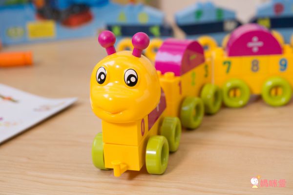 BanBao 邦寶積木 399 元↗【小月齡、大顆粒】學習積木 ✖ 轉轉動手操作