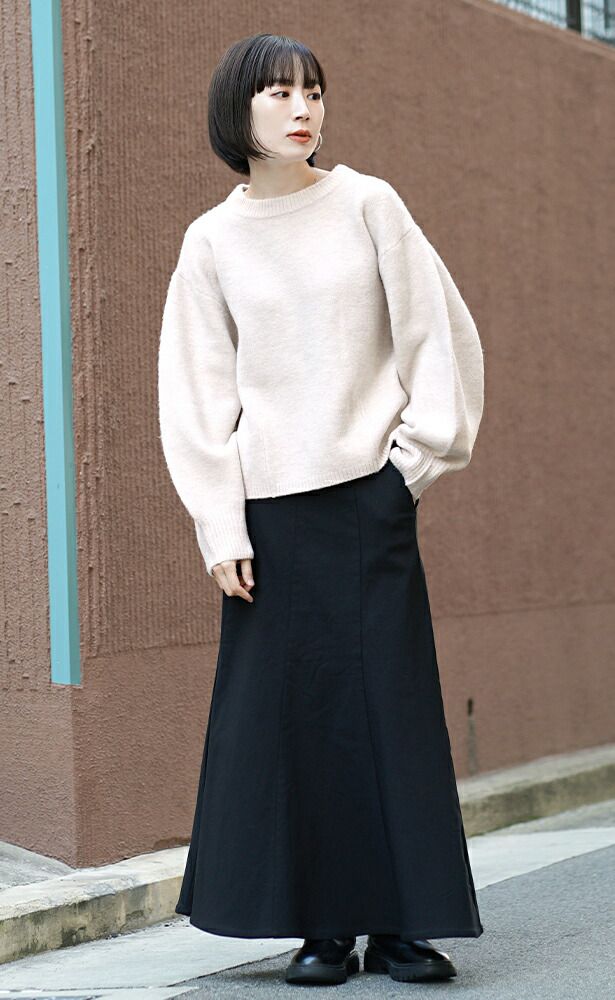 日本 zootie - 簡約柔軟澎澎袖短版毛衣-寶石藍