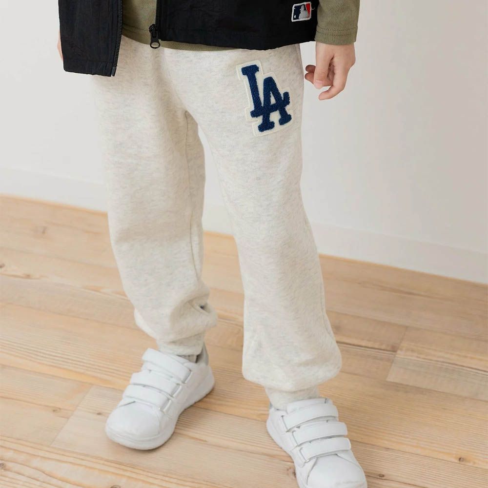 MLB聯名 立體刺繡縮口長褲-洛杉磯道奇-燕麥