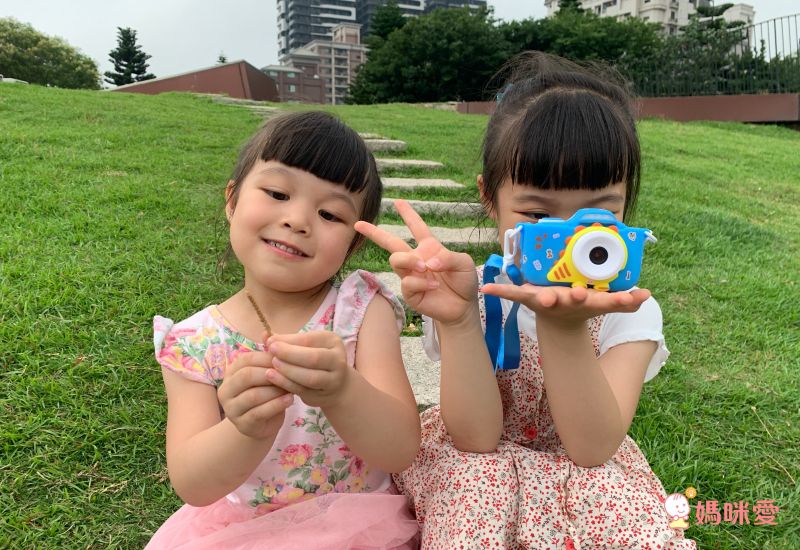 FUNY - Kids童趣二代數位相機-小飛龍(WIFI版)-【升級附贈】32G記憶卡