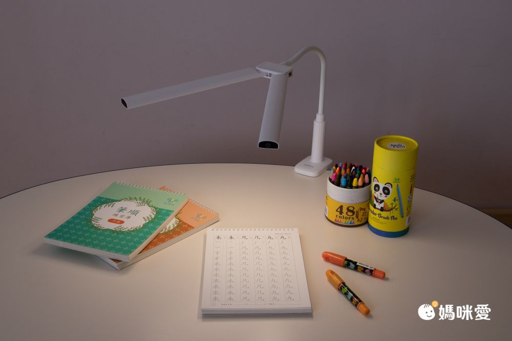 獨家$599再享現折！親子、手足共讀【KINYO】LED觸控夾燈