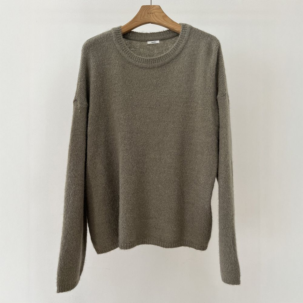 知性風落肩混羊毛長袖針織衫-灰綠 (FREE)