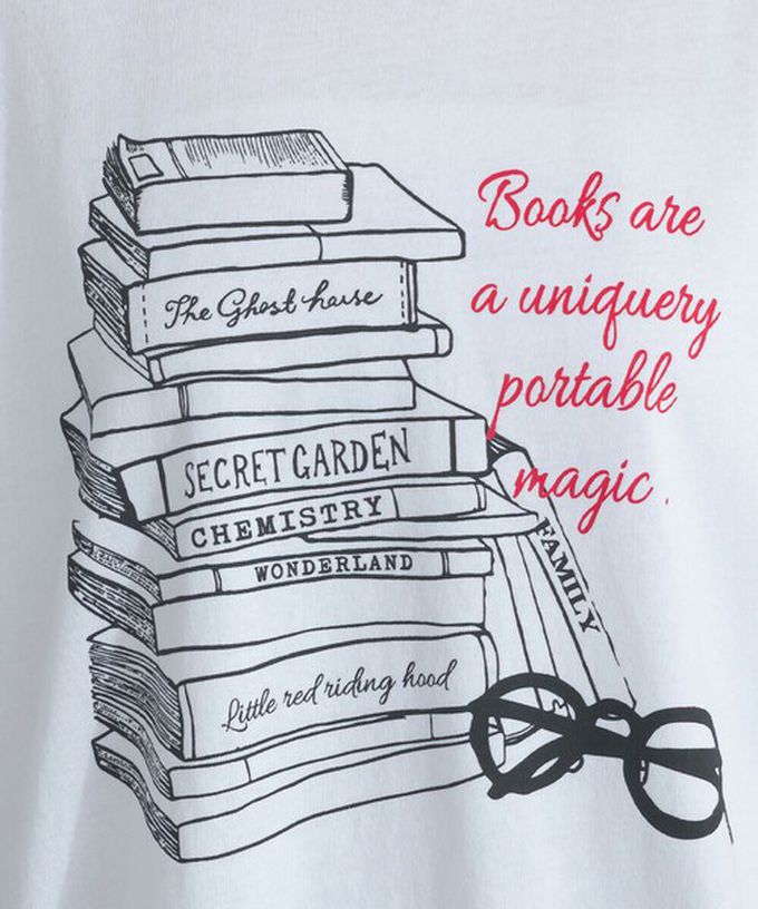 日本 Lupilien - 16OE天竺棉 氣質書籍印花寬鬆短袖上衣-黑