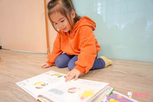 孩子的第一套思考練習書✦全球暢銷、翻譯13國語言【小小樂思系列繪本】✦陪孩子思考、尋找答案！