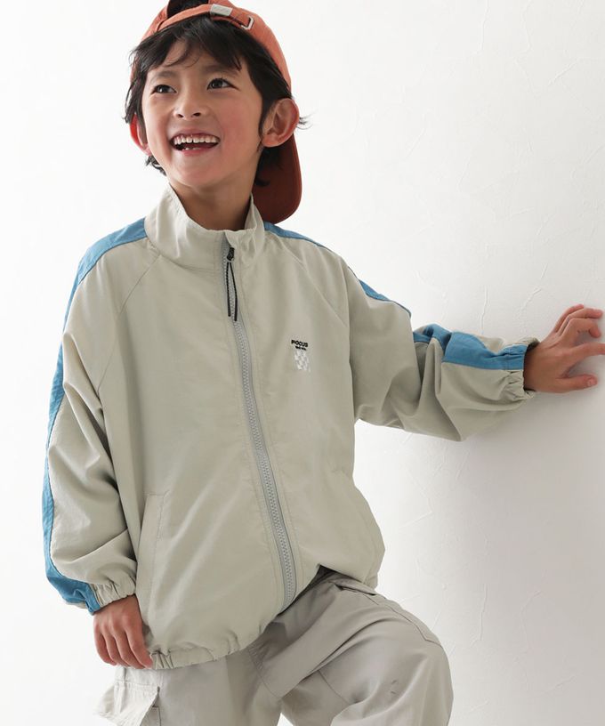 日本 devirock - 防潑水 袖配色輕量尼龍外套-刺繡logo-淺灰x天藍