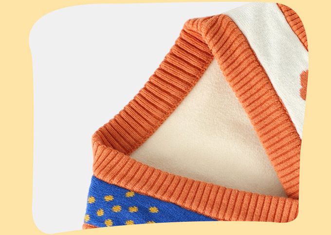 好搭V領鈕釦針織背心-花園星空-米杏色