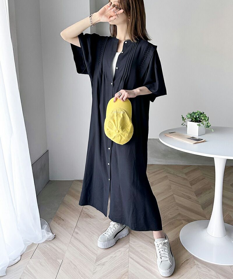 日本 Classical Elf - 優雅垂墜感排扣長版襯衫-米杏