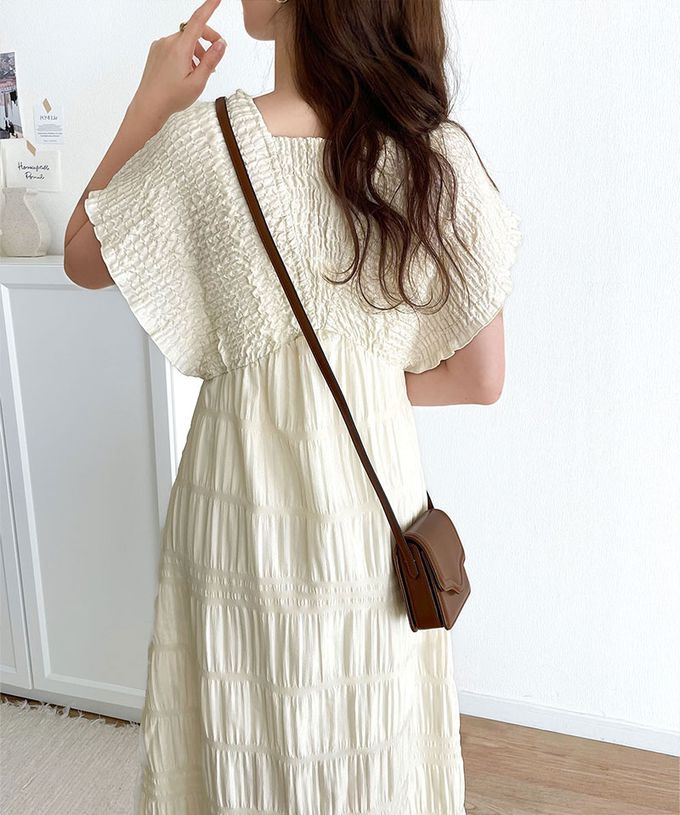 日本 Classical Elf - mily bilet 夢幻光澤感皺摺綁帶寬袖洋裝-黑