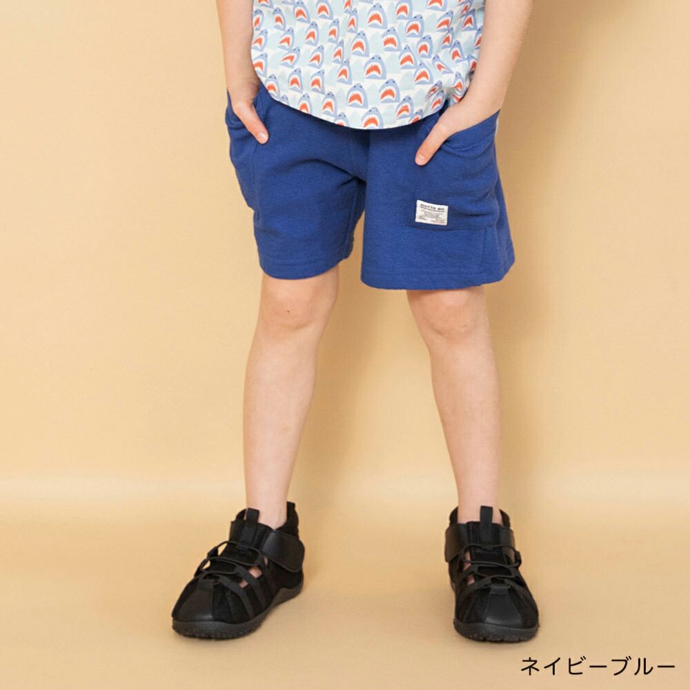 柔軟舒適素色大口袋短褲-海軍藍