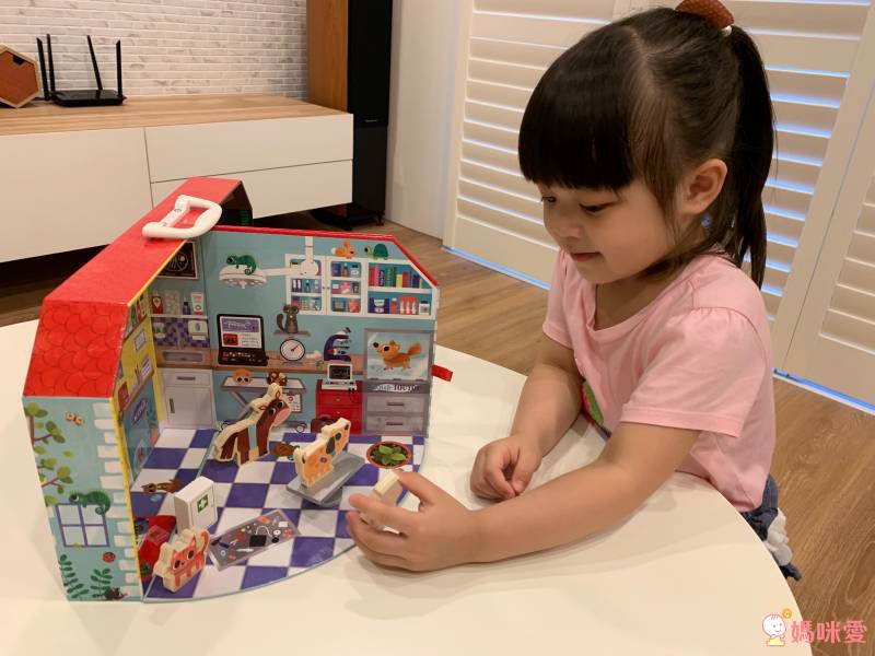 法國 Vilac 超質感玩具系列♔ 手提攜帶家家酒～帶出門詢問度超高★觸覺啟發桌遊～啟發幼兒大腦！