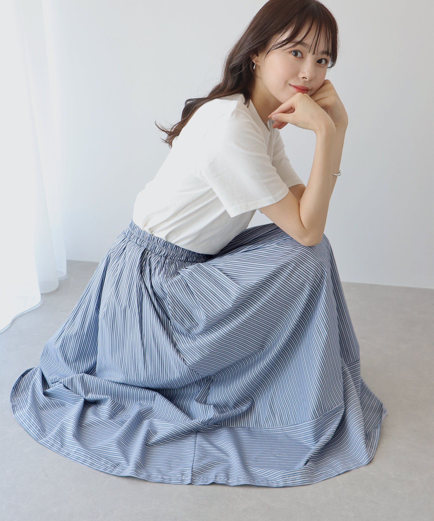 日本 BLUE EAST - 歐風質感條紋拼接修身長裙-綠x白