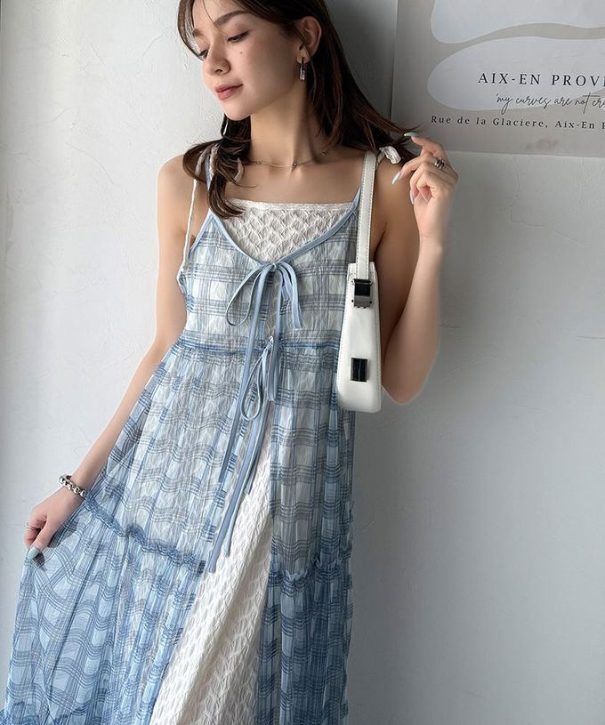 日本 Classical Elf - 絕美透膚格紋細肩帶薄紗罩衫-黑